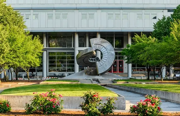 Engineering hall 580x374